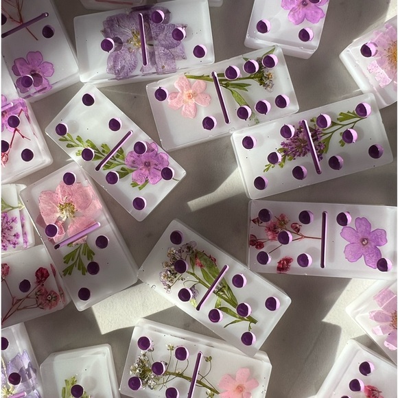 🌸Floral Magic Domino Set - Picture 2 of 4